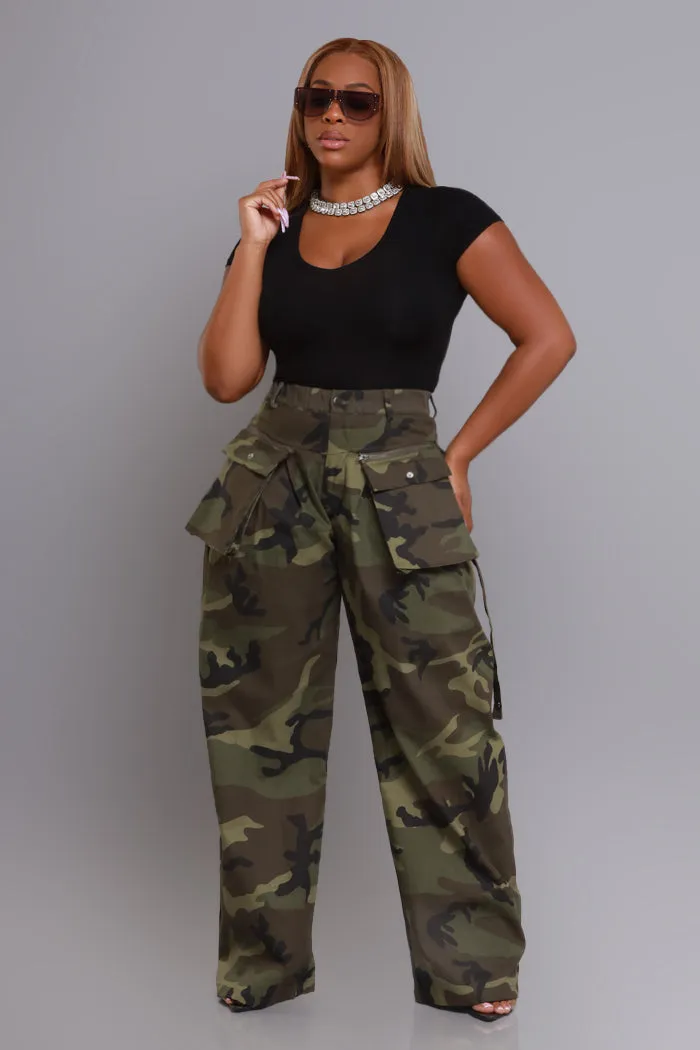 Must Have Basic Bodysuit - Black V-Neck